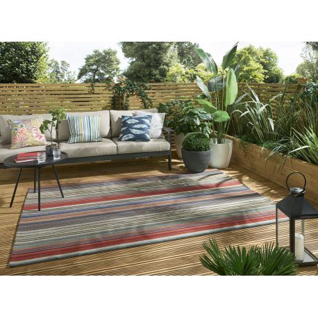 Tapis rayé extérieur et intérieur moderne Spectro Stripes