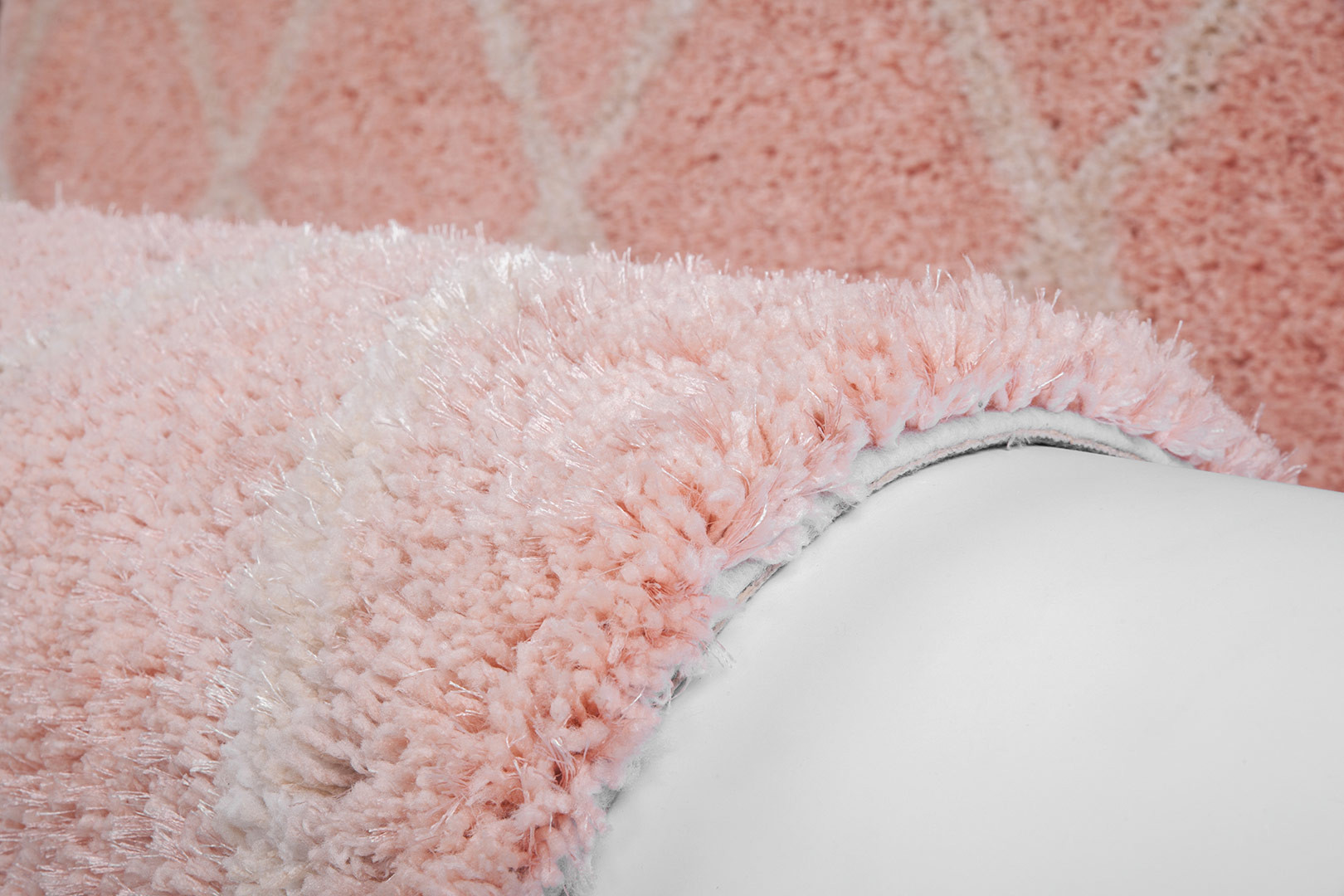  Tapis  doux  en polyester rose  shaggy Solene