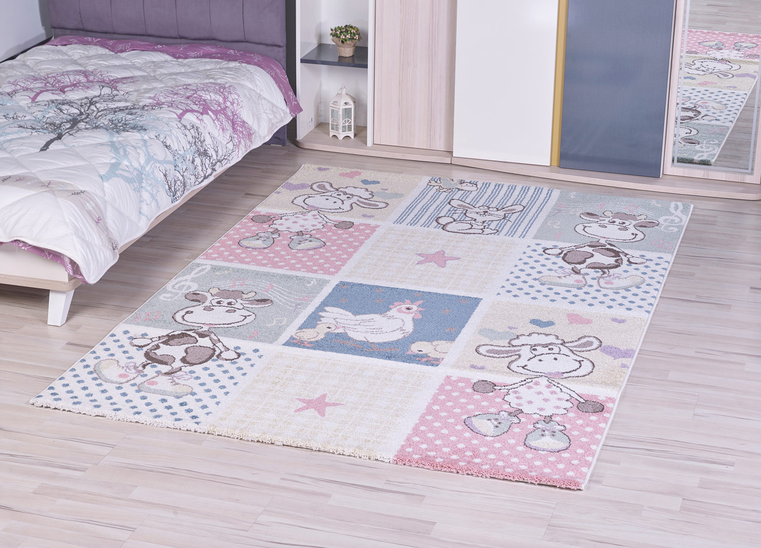 Tapis pour chambre de fille crème Vachy