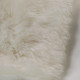 Tapis en peau de mouton synthétique shaggy Berenike