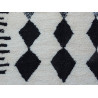 Tapis beni ouarain blanc en laine 300x195 Tizi
