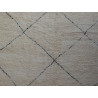 Tapis beni ouarain blanc en laine 390x275 Toula