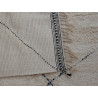 Tapis beni ouarain blanc en laine 390x275 Toula