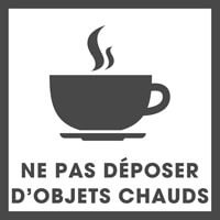 Ne pas déposer d'objets chaud sur le tapis